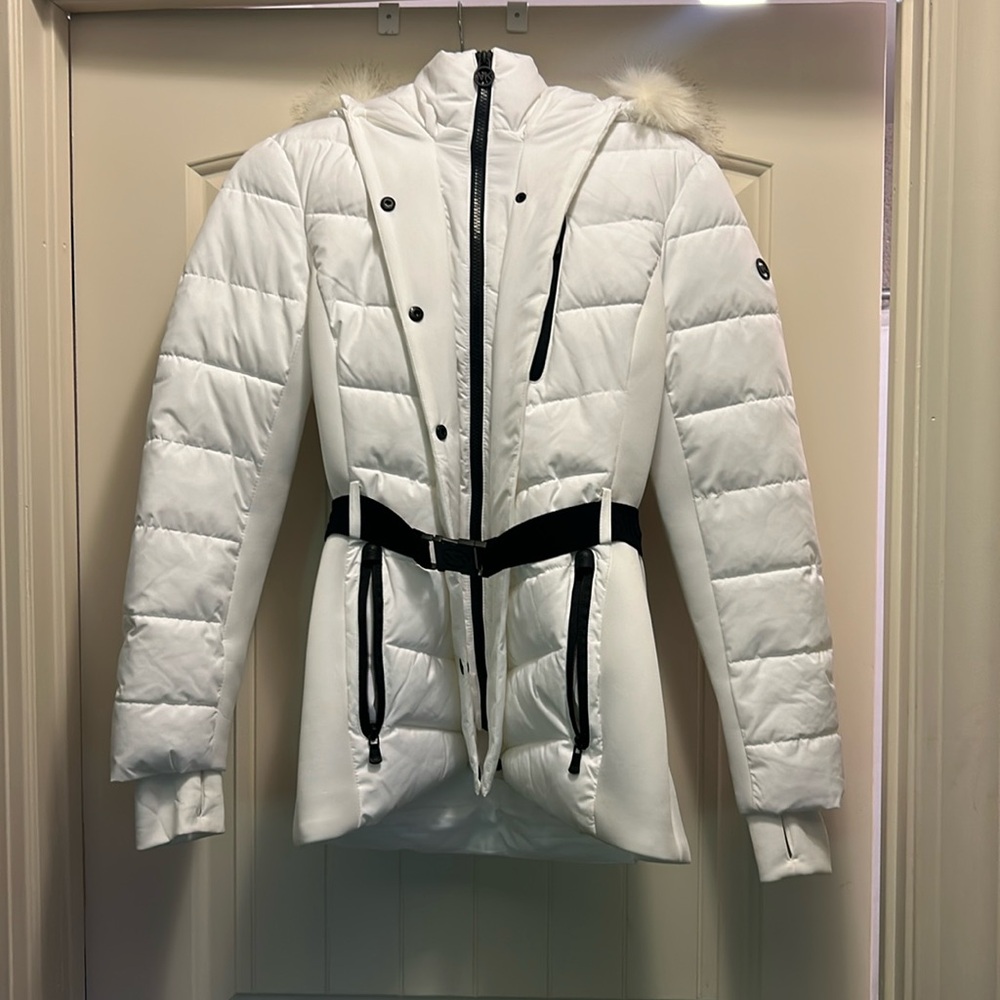 Michael Kors Belted Faux-Fur-Trim Hooded Puffer Coat